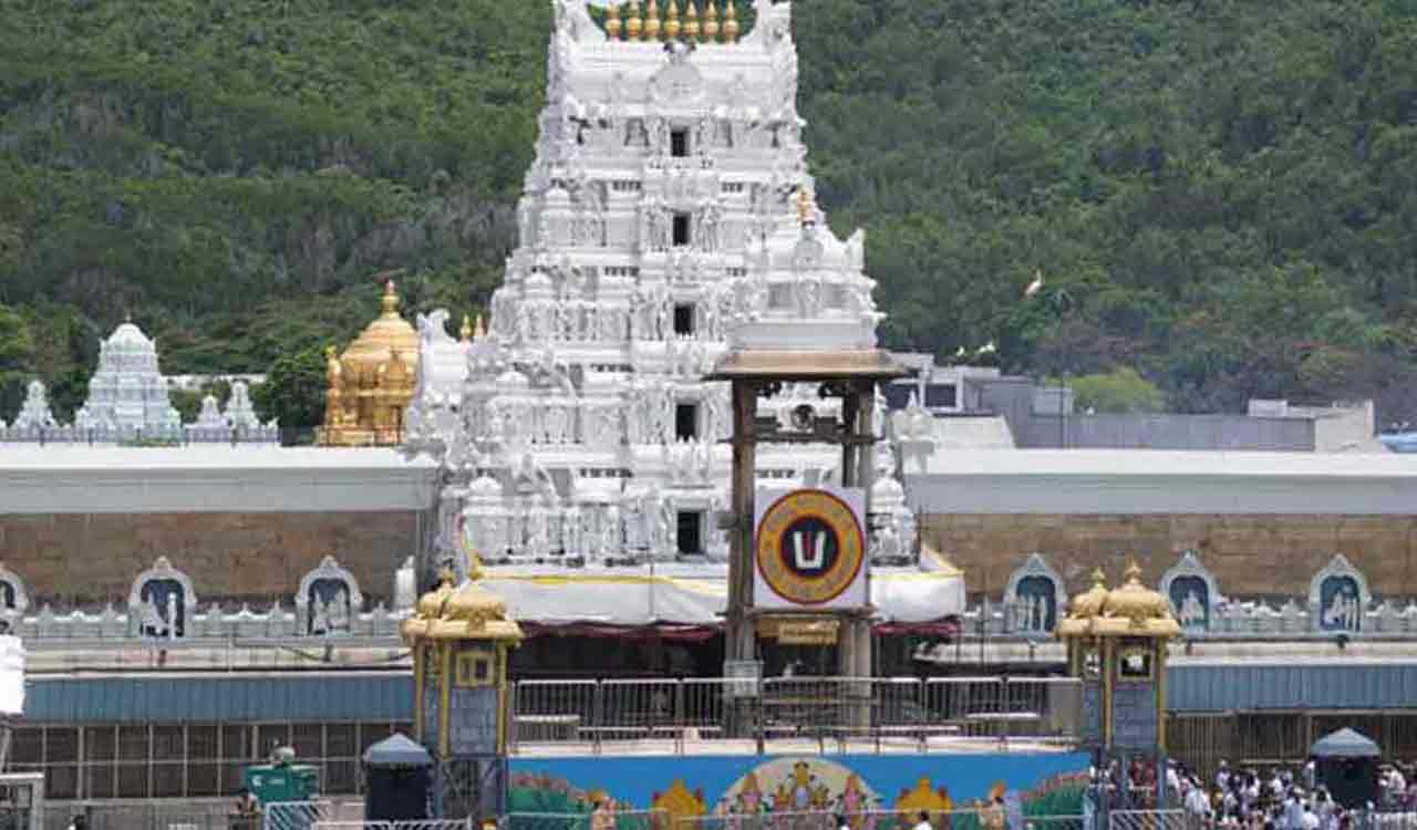 TTD లో ఈ విధంగా విరాళమిస్తే.. ఐదుగురికి వీఐపీ బ్రేక్‌ దర్శనం!!